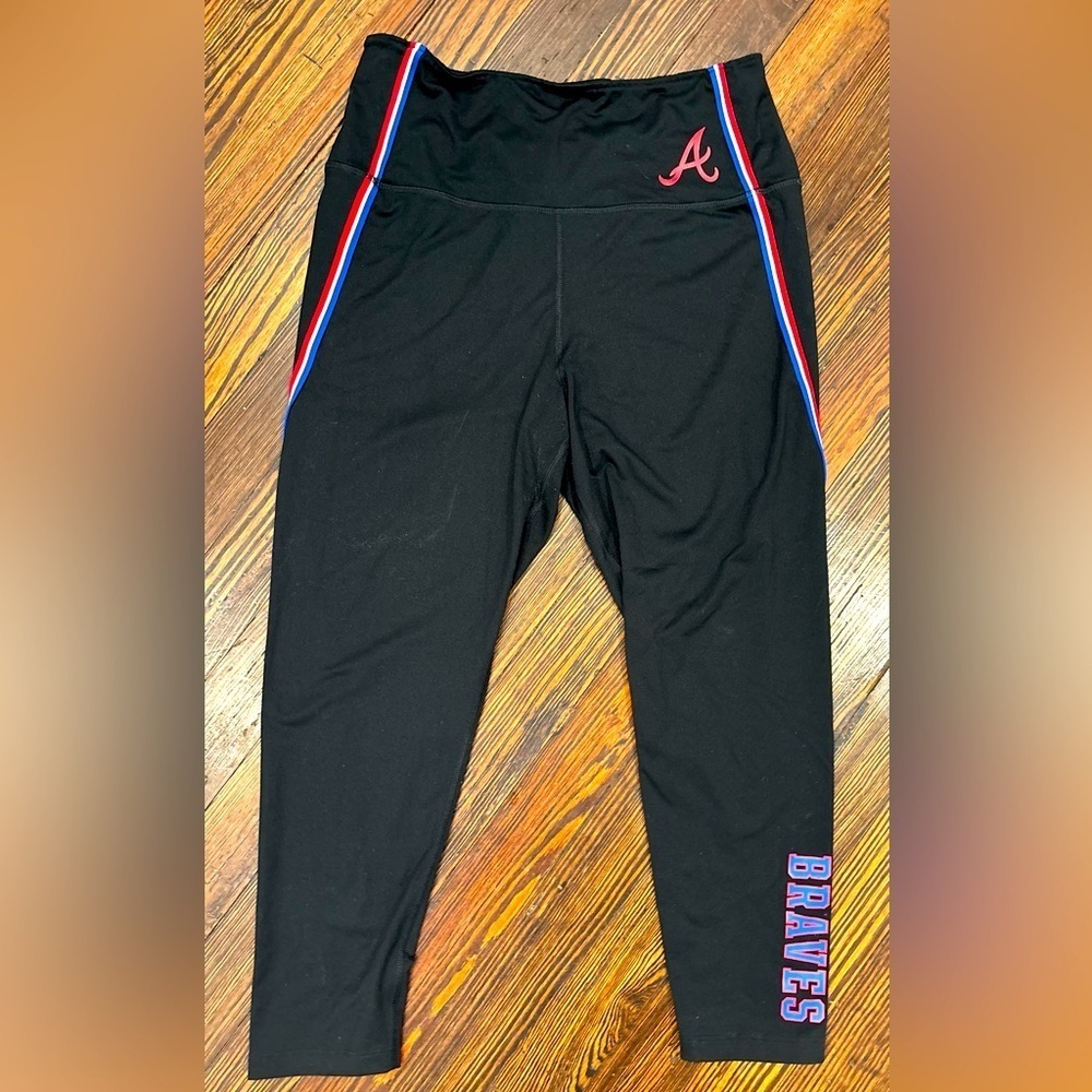 Pink Victoria Secret Ultimate 5th & Ocean MLB Official Braves Yoga Pant Sz L